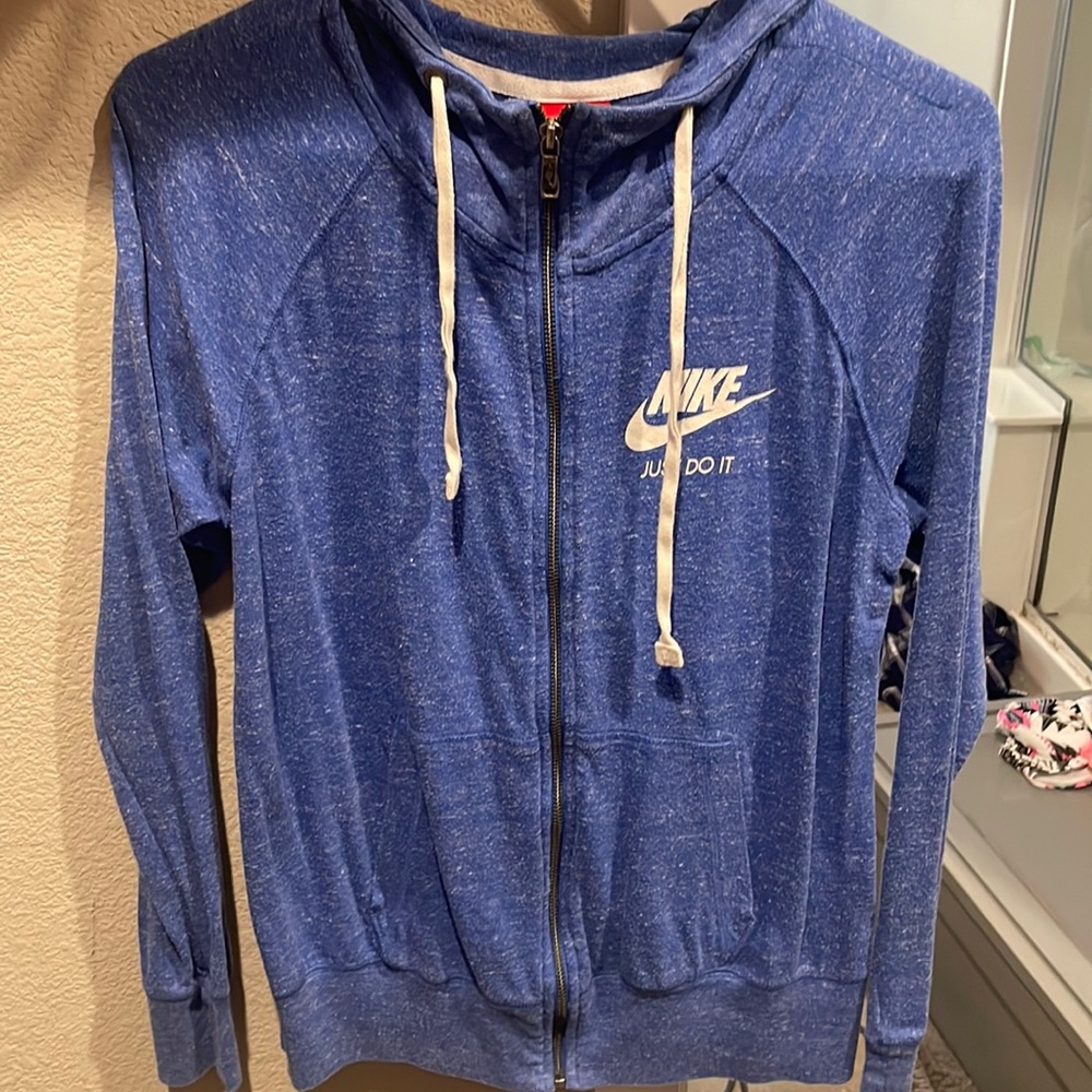 Women’s Nike zip up